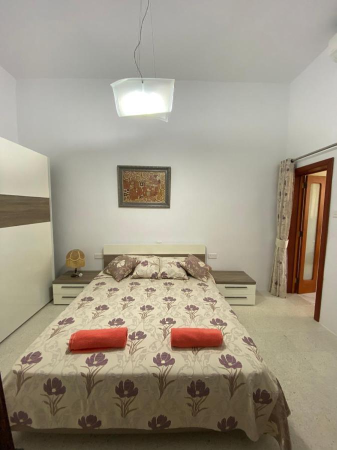 Magical Casalgo House Apartment Victoria Bagian luar foto